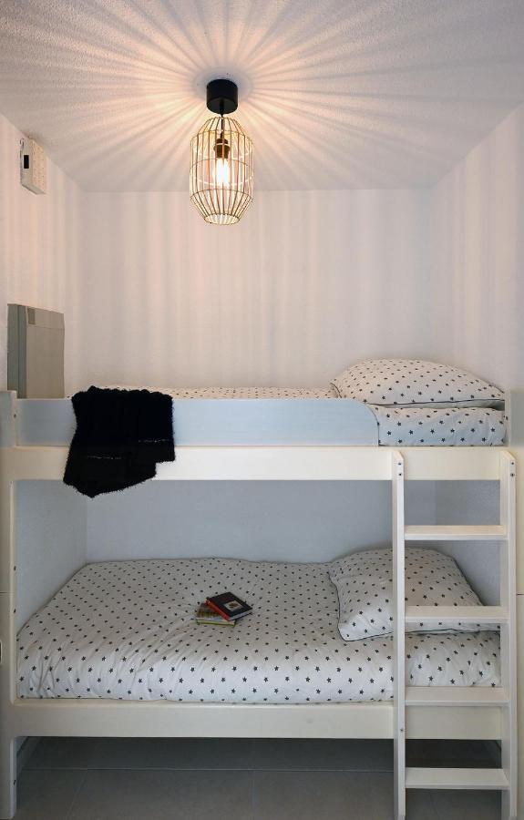 Charmant Studio 2A4 Pers Avec Jardin Et Place De Parking Situe A 5 Min A Pied De La Mer Bandol Ngoại thất bức ảnh